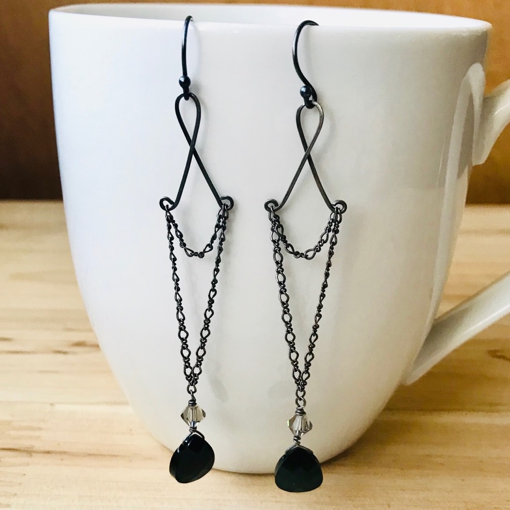 5 for $25 🎁 Black Sterling & Swarovski Earrings